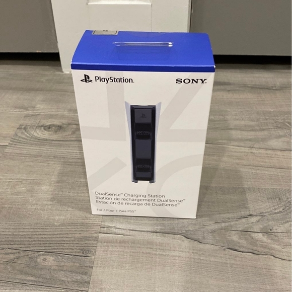 PS5 disk Version Bundle 825GB - Picture 6 of 9